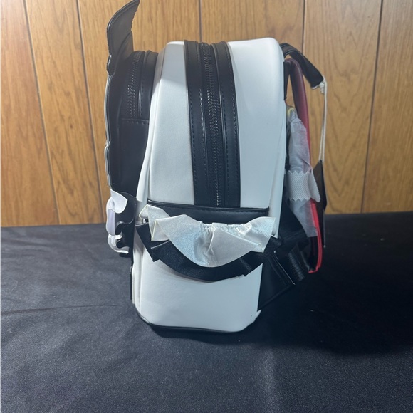 Loungefly Black and White Sunglasses Terrifier ‎ Backpack NWT